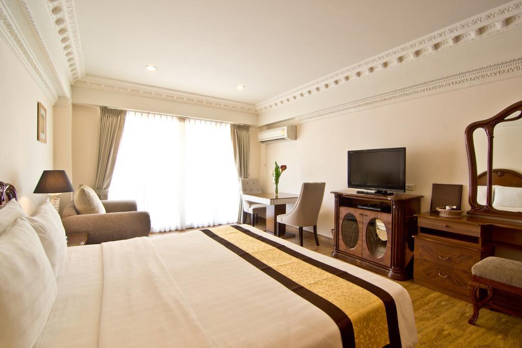 Lk Royal Suite Pattaya Exterior photo