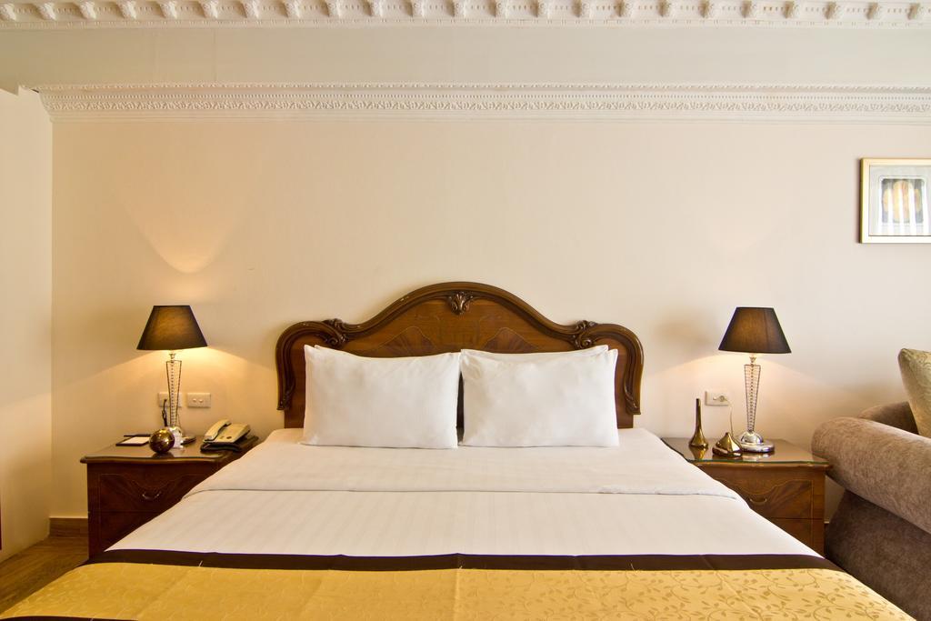 Lk Royal Suite Pattaya Exterior photo