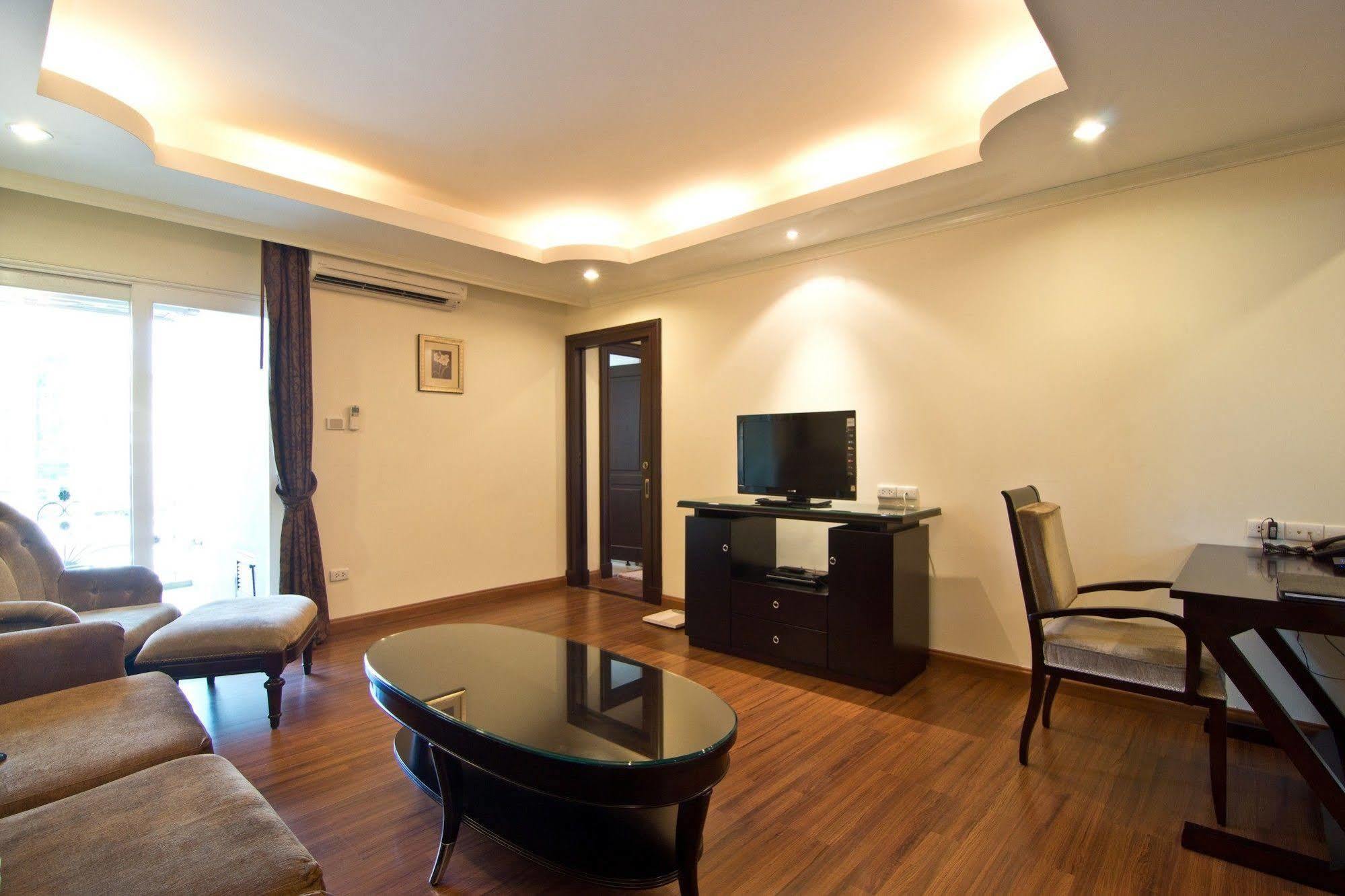 Lk Royal Suite Pattaya Exterior photo
