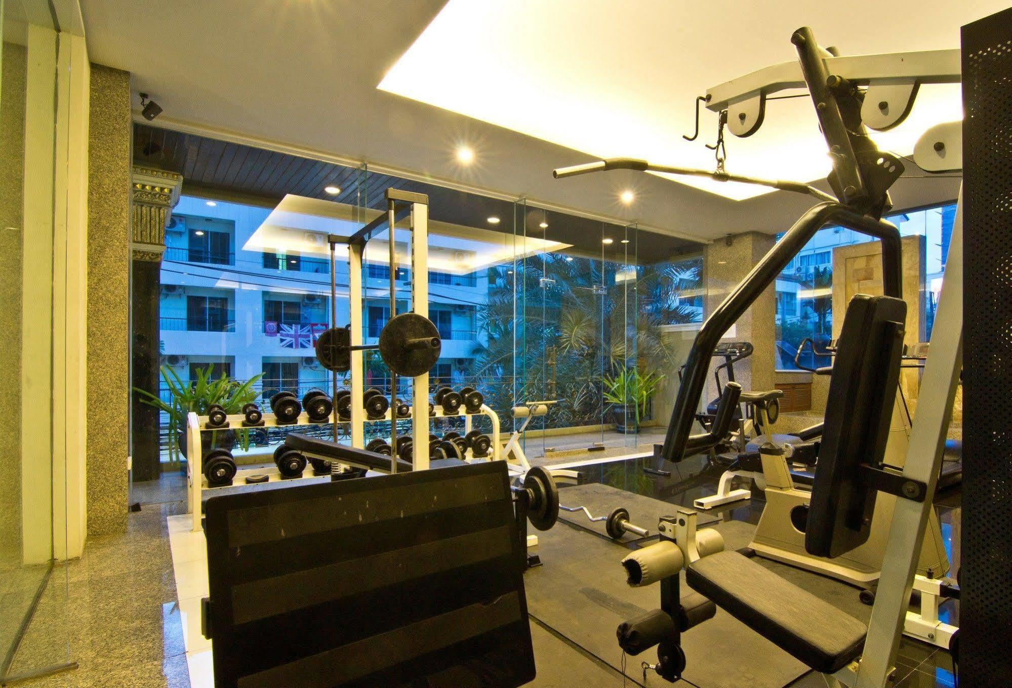Lk Royal Suite Pattaya Exterior photo